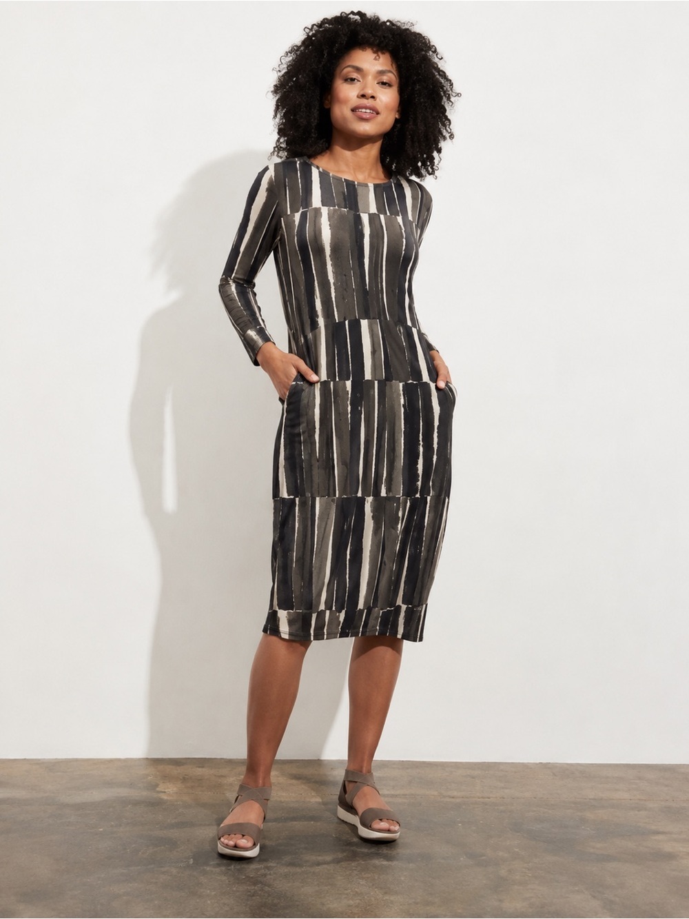 * New Habitat Sz Small WILLOW MIDI DRESS PICASSO STRIPE